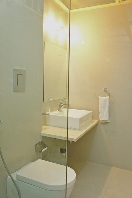 Hotel Surya Prime Kota  Phòng bức ảnh